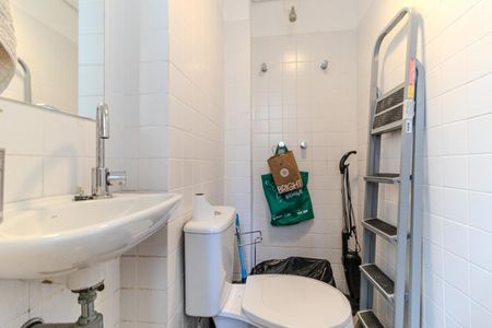 Apartamento para alugar com 180m², 2 quartos e 1 vaga Apartamento para alugar com 180m², 2 quartos e 1 vagaBanheiro de Serviço