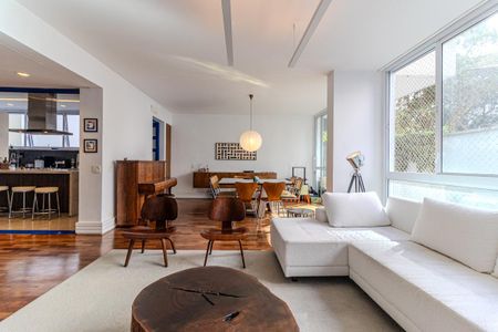 Apartamento para alugar com 180m², 2 quartos e 1 vaga Apartamento para alugar com 180m², 2 quartos e 1 vagaSala