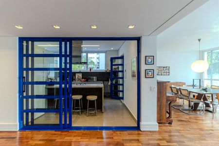 Apartamento para alugar com 180m², 2 quartos e 1 vaga Apartamento para alugar com 180m², 2 quartos e 1 vagaCozinha