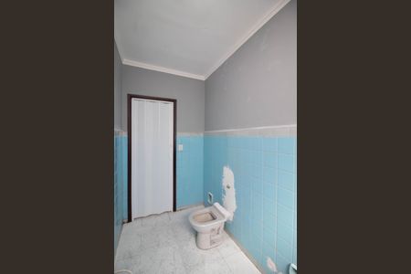 Casa à venda com 210m², 3 quartos e 3 vagasBanheiro