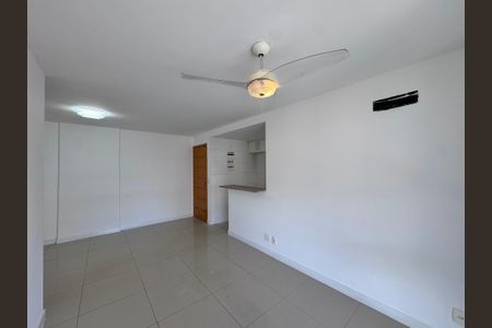 Apartamento para alugar com 82m², 3 quartos e 1 vagaSala