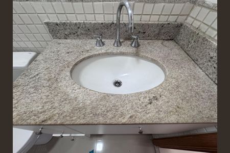 Apartamento para alugar com 82m², 3 quartos e 1 vagaBanheiro Social