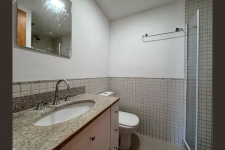 Apartamento para alugar com 82m², 3 quartos e 1 vagaSuíte - Banheiro