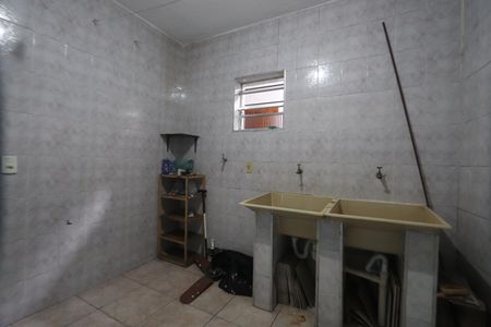 Casa para alugar com 140m², 2 quartos e 5 vagasLavanderia