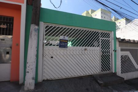 Casa para alugar com 140m², 2 quartos e 5 vagasFachada