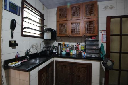 Casa de condomínio à venda com 100m², 6 quartos e 1 vagaCozinha