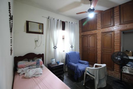 Casa de condomínio à venda com 100m², 6 quartos e 1 vagaQuarto 2