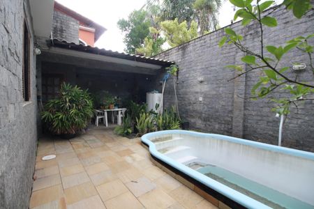 Casa de condomínio à venda com 100m², 6 quartos e 1 vagaÁrea Externa