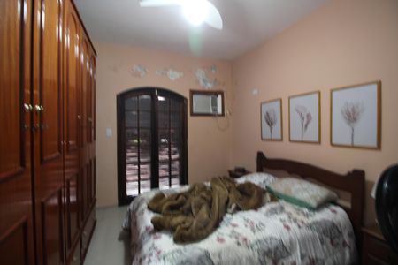 Casa de condomínio à venda com 100m², 6 quartos e 1 vagaQuarto 4