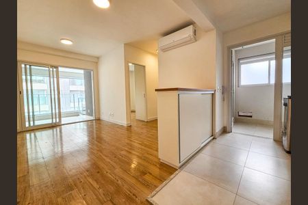 Sala de apartamento para alugar com 2 quartos, 63m² em Jardim Caravelas, São Paulo
