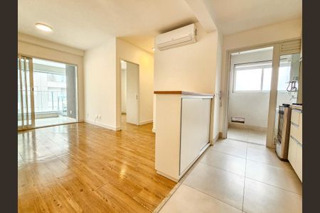 Apartamento para alugar com 63m², 2 quartos e 1 vaga Apartamento para alugar com 63m², 2 quartos e 1 vagaSala
