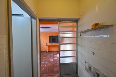 Lavanderia de casa à venda com 4 quartos, 121m² em Planalto Paulista, São Paulo