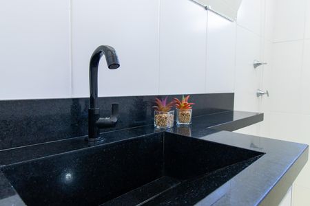 Apartamento para alugar com 48m², 2 quartos e 1 vaga Apartamento para alugar com 48m², 2 quartos e 1 vagaBanheiro