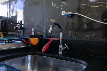 Apartamento para alugar com 48m², 2 quartos e 1 vaga Apartamento para alugar com 48m², 2 quartos e 1 vagaCozinha - Torneira
