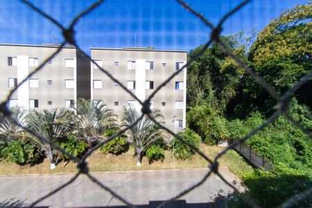 Vista do Quarto 1 de apartamento para alugar com 2 quartos, 48m² em Chácara Tropical (caucaia do Alto), Cotia