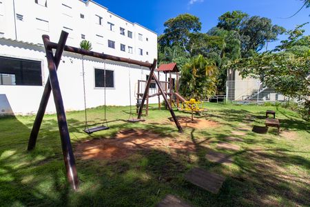 Apartamento para alugar com 48m², 2 quartos e 1 vaga Apartamento para alugar com 48m², 2 quartos e 1 vagaÁrea comum - Playground