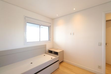 Apartamento para alugar com 107m², 3 quartos e 2 vagasQuarto 2