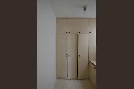 Apartamento para alugar com 62m², 2 quartos e sem vagaCloset