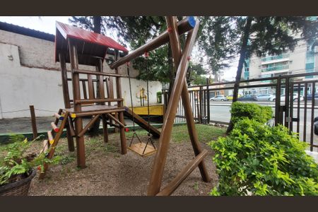 Apartamento para alugar com 62m², 2 quartos e sem vagaÁrea comum - Playground
