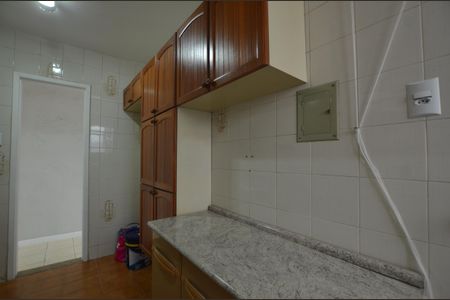 Apartamento para alugar com 62m², 2 quartos e sem vagaCozinha com Area de serviço
