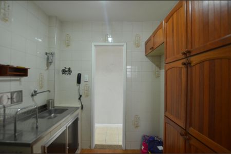 Apartamento para alugar com 62m², 2 quartos e sem vagaCozinha com Area de serviço
