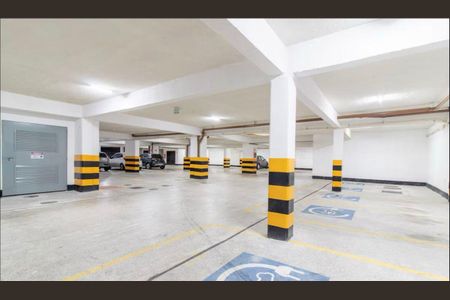 Studio para alugar com 25m², 1 quarto e 1 vaga Studio para alugar com 25m², 1 quarto e 1 vagaEstacionamento