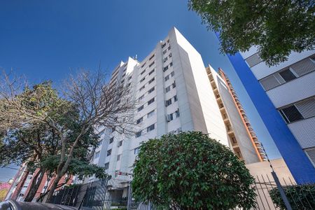 Apartamento à venda com 110m², 3 quartos e 1 vaga Apartamento à venda com 110m², 3 quartos e 1 vagaFachada