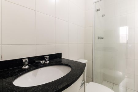 Apartamento para alugar com 66m², 2 quartos e 2 vagasBanheiro Suíte 