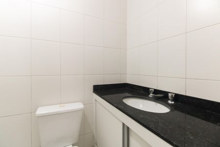 Apartamento para alugar com 66m², 2 quartos e 2 vagasBanheiro Social 