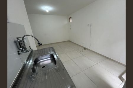 Cozinha de casa para alugar com 1 quarto, 25m² em Engenho de Dentro, Rio de Janeiro