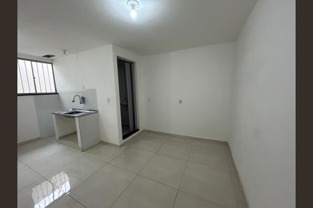 Casa para alugar com 25m², 1 quarto e sem vagaSala/Quarto/Cozinha