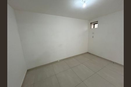 Sala/Quarto/Cozinha de casa para alugar com 1 quarto, 25m² em Engenho de Dentro, Rio de Janeiro
