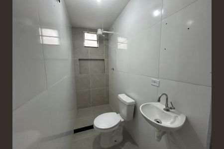 Banheiro de casa para alugar com 1 quarto, 25m² em Engenho de Dentro, Rio de Janeiro
