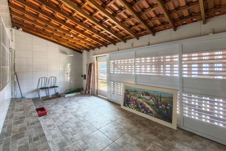 Casa para alugar com 80m², 2 quartos e 1 vagaQuintal