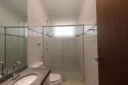 Casa para alugar com 185m², 3 quartos e 3 vagas Casa para alugar com 185m², 3 quartos e 3 vagasBanheiro