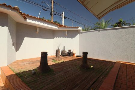 Casa para alugar com 185m², 3 quartos e 3 vagas Casa para alugar com 185m², 3 quartos e 3 vagasGaragem