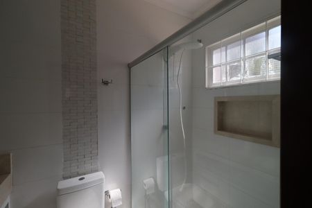 Casa para alugar com 185m², 3 quartos e 3 vagas Casa para alugar com 185m², 3 quartos e 3 vagasBanheiro do Quarto 3