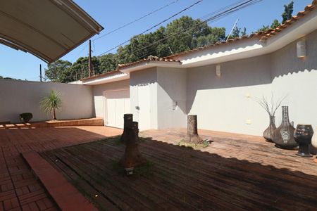 Casa para alugar com 185m², 3 quartos e 3 vagas Casa para alugar com 185m², 3 quartos e 3 vagasGaragem