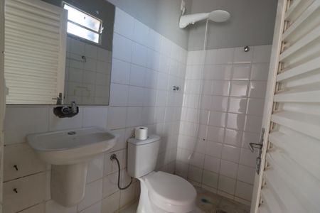 Casa para alugar com 185m², 3 quartos e 3 vagas Casa para alugar com 185m², 3 quartos e 3 vagasBanheiro de serviço