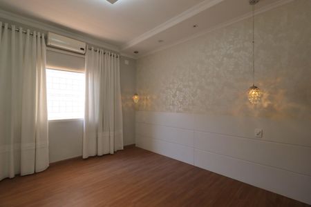 Casa para alugar com 185m², 3 quartos e 3 vagas Casa para alugar com 185m², 3 quartos e 3 vagasQuarto 3