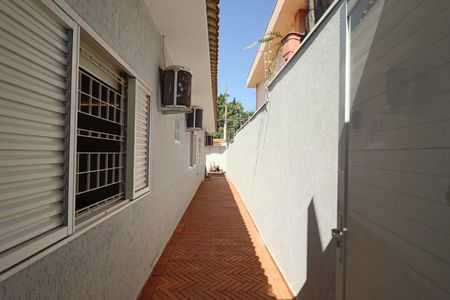Casa para alugar com 185m², 3 quartos e 3 vagas Casa para alugar com 185m², 3 quartos e 3 vagasCorredor