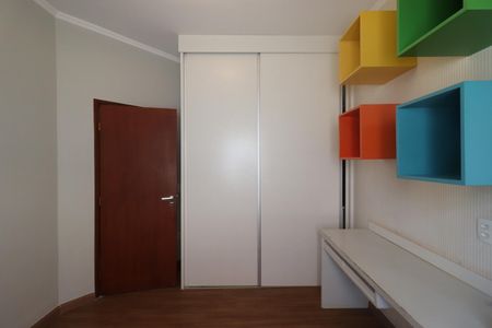 Casa para alugar com 185m², 3 quartos e 3 vagas Casa para alugar com 185m², 3 quartos e 3 vagasQuarto 1