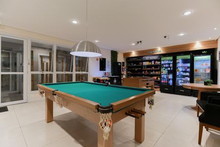 Apartamento para alugar com 41m², 1 quarto e 1 vaga Apartamento para alugar com 41m², 1 quarto e 1 vagaÁrea comum - Salão de jogos e Mini-mercado