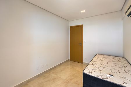 Apartamento para alugar com 102m², 3 quartos e 2 vagasQuarto 3