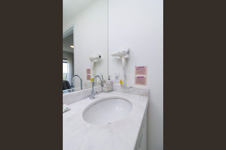 Studio para alugar com 34m², 1 quarto e sem vaga Studio para alugar com 34m², 1 quarto e sem vagaBanheiro