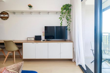 Studio para alugar com 34m², 1 quarto e sem vaga Studio para alugar com 34m², 1 quarto e sem vagaSala/Cozinha
