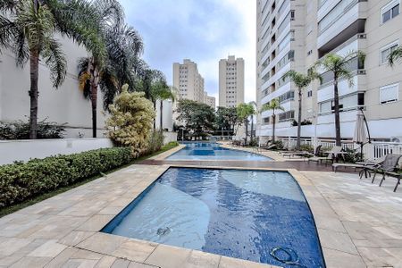 Apartamento para alugar com 98m², 3 quartos e 2 vagas Apartamento para alugar com 98m², 3 quartos e 2 vagasÁrea comum - Piscina