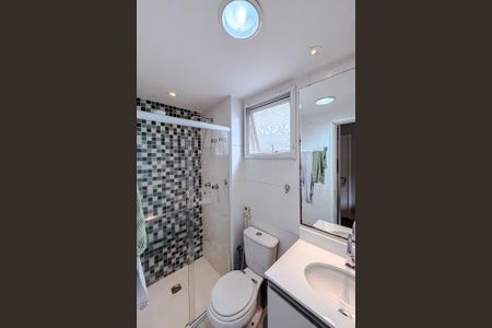 Apartamento para alugar com 98m², 3 quartos e 3 vagas Apartamento para alugar com 98m², 3 quartos e 3 vagasBanheiro da Suíte