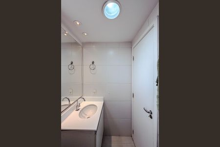 Apartamento para alugar com 98m², 3 quartos e 3 vagas Apartamento para alugar com 98m², 3 quartos e 3 vagasBanheiro da Suíte