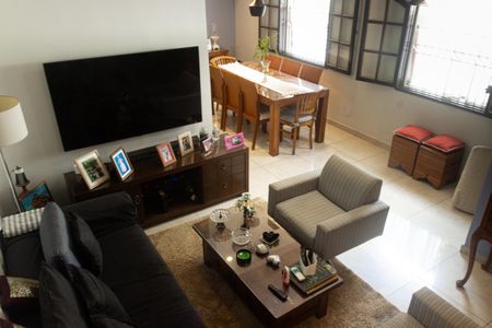 Casa à venda com 165m², 1 quarto e 1 vagaSala